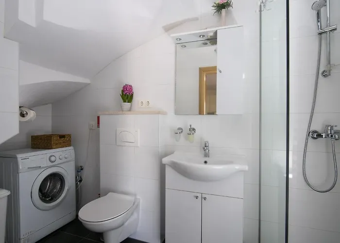 Trabakul Apartamento *