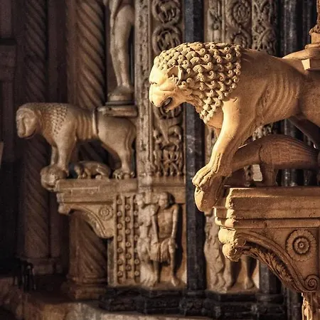 Apartments Trabakul *