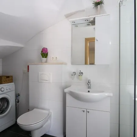 Apartments Trabakul Apartman *