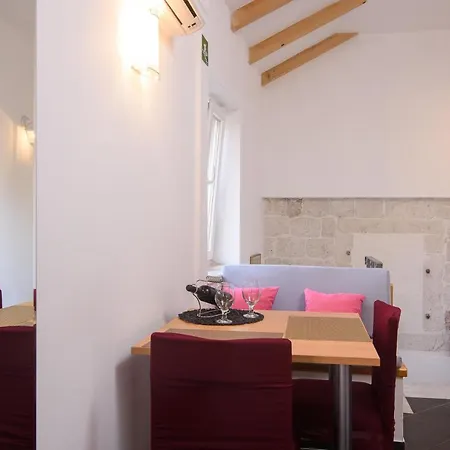 Apartments Trabakul