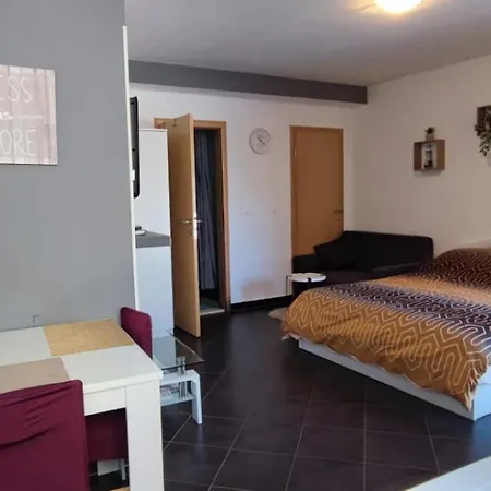 Apartments Trabakul Apartman